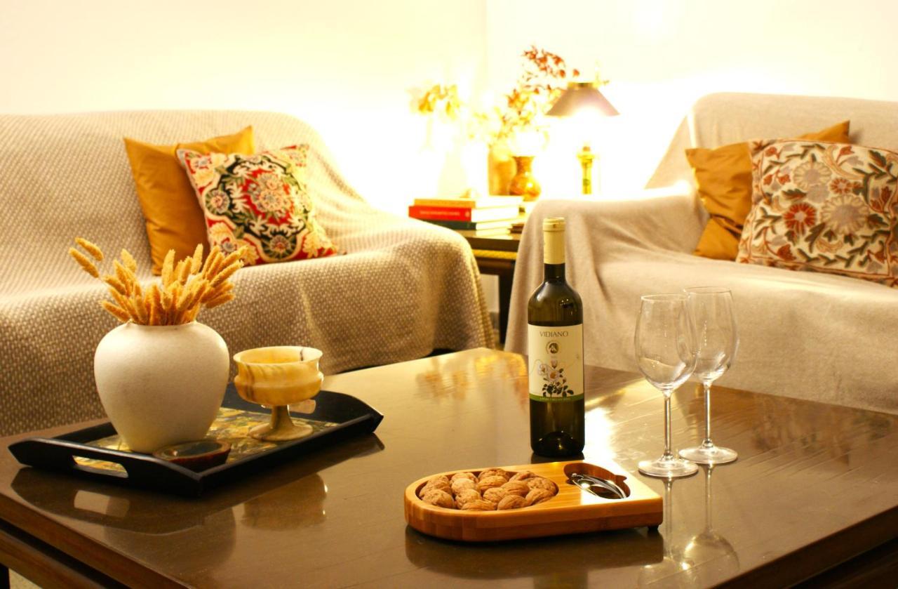 Heraklion Retro Apartment Bagian luar foto